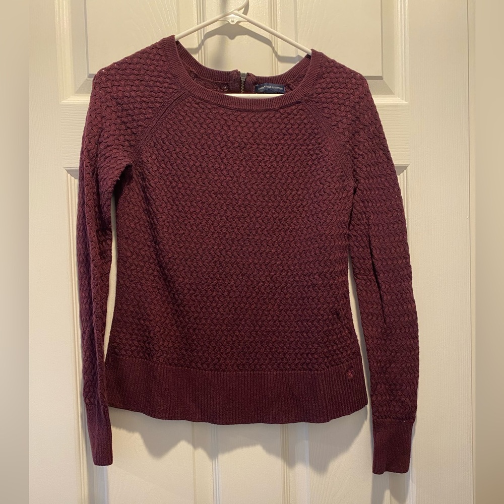 AE burgundy sweater